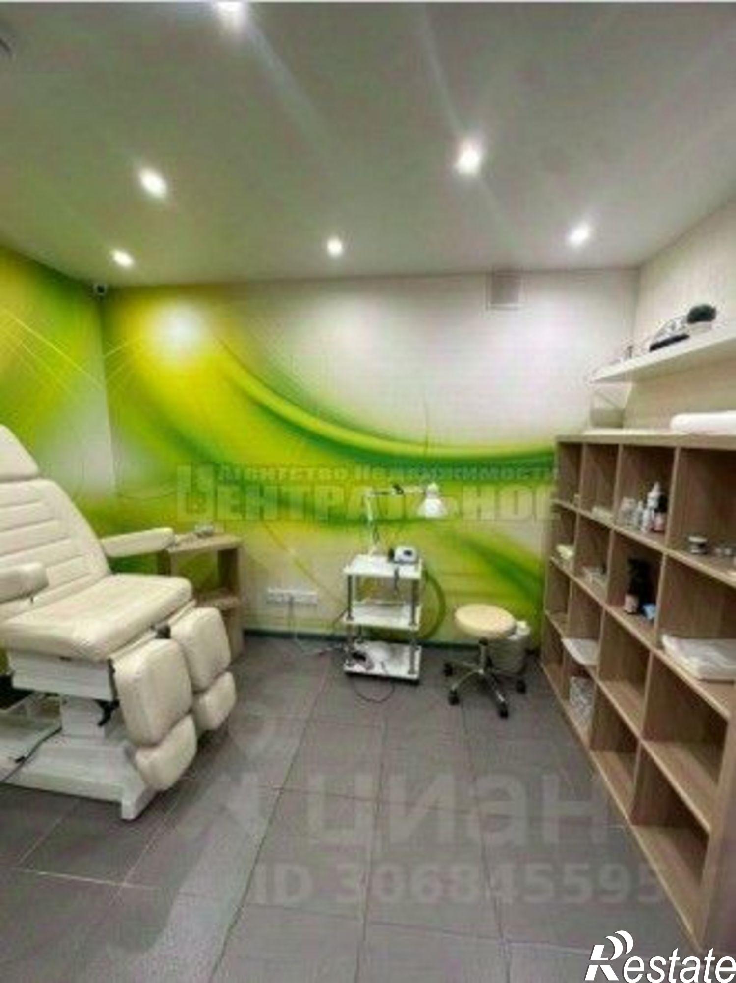 Купить помещение свободного назначения за 7 100 030 рублей на улица Черняховского, 15