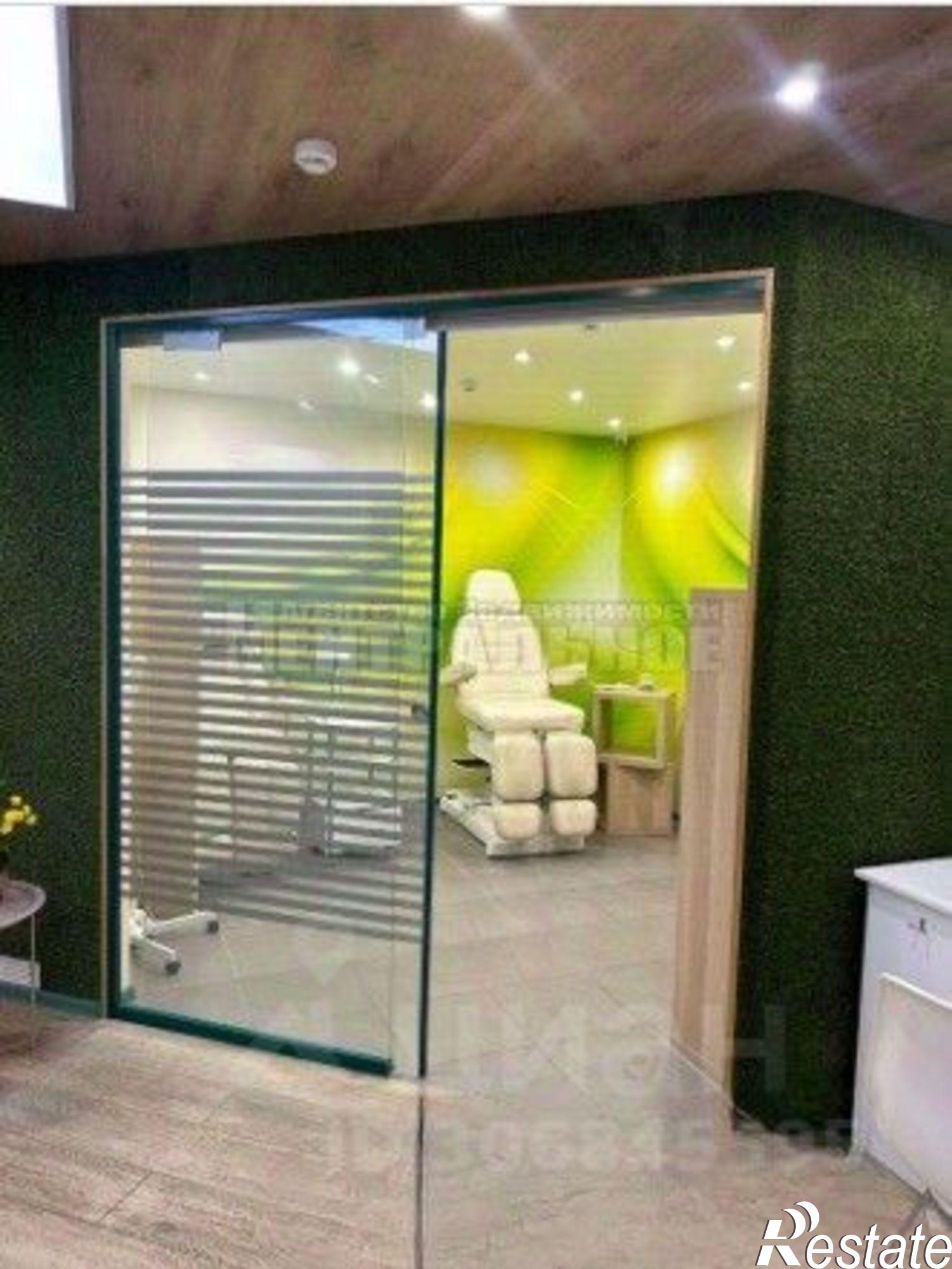 Купить помещение свободного назначения за 7 100 030 рублей на улица Черняховского, 15