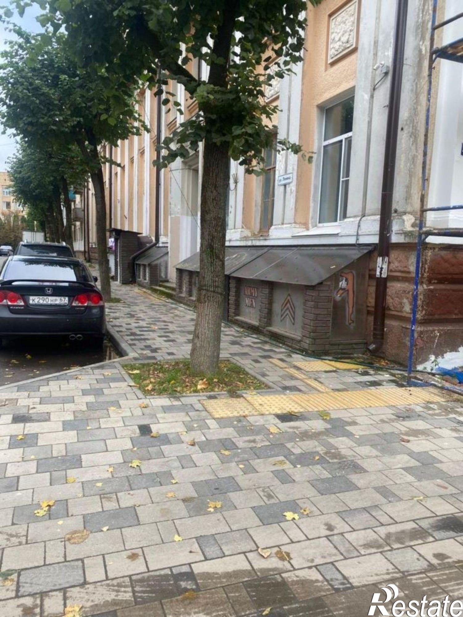 Купить помещение свободного назначения за 15 300 500 рублей на Смоленск, улица Ленина, 36