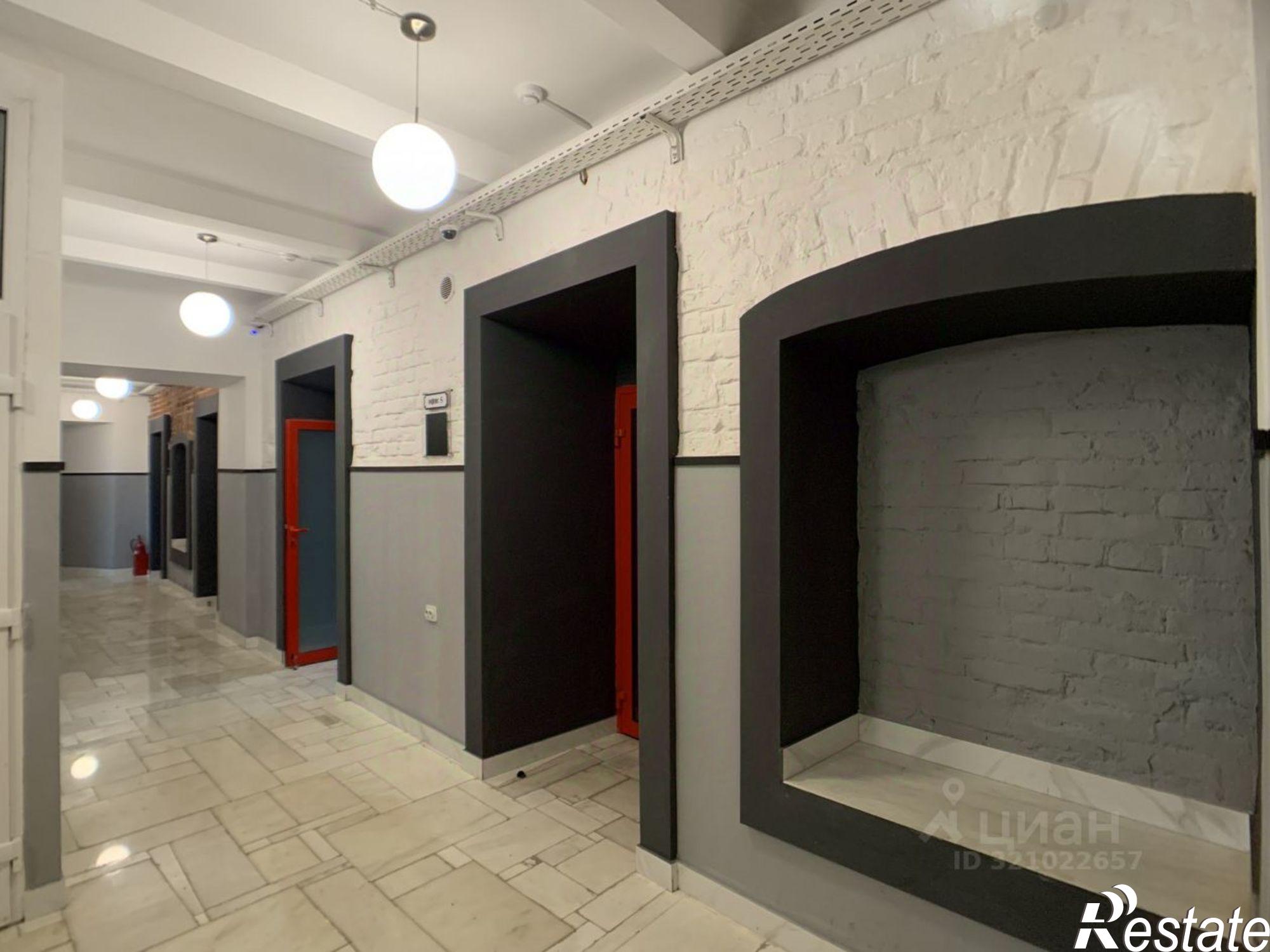 Купить помещение свободного назначения за 46 000 300 рублей на Ново-Ленинградская улица