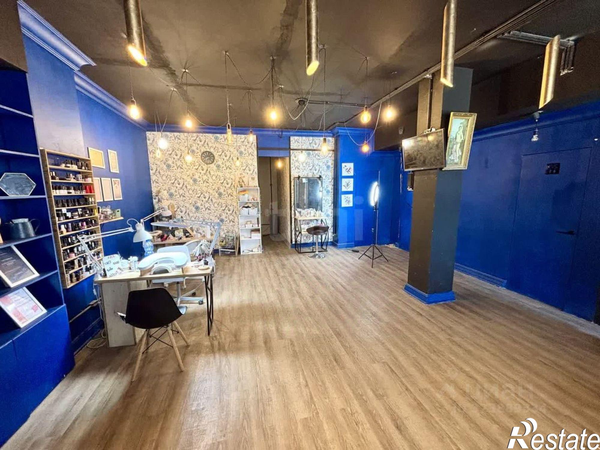 Купить помещение свободного назначения за 5 325 450 рублей на улица Рыленкова, 54