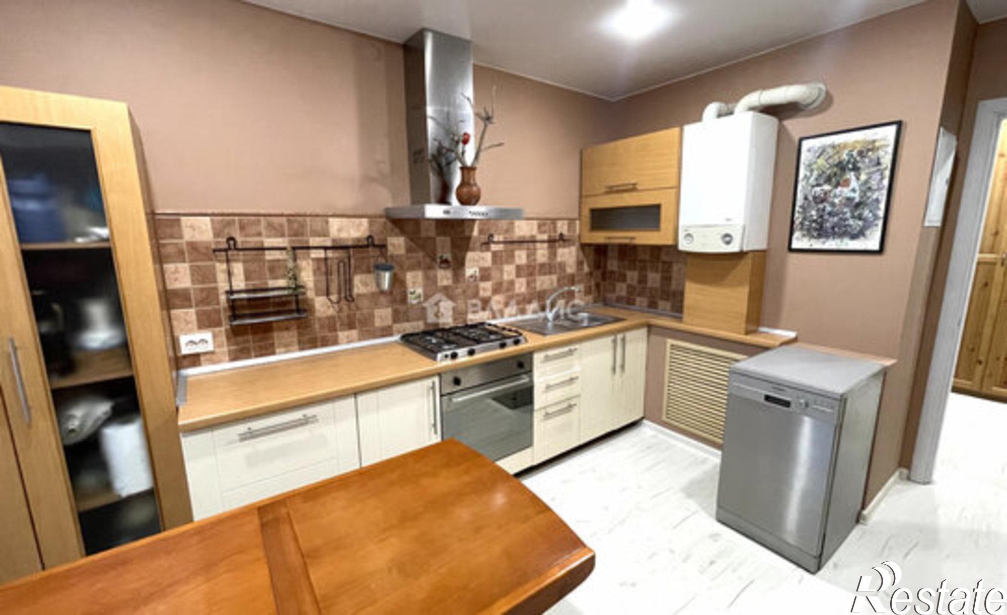 Купить квартиру за 7 500 000 рублей на улица Нахимова, 23