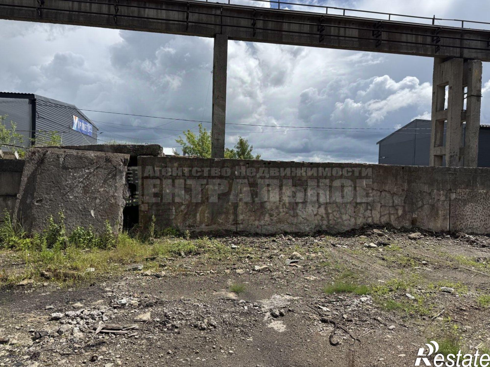 Купить помещение свободного назначения за 10 895 600 рублей на улица Смольянинова, 15