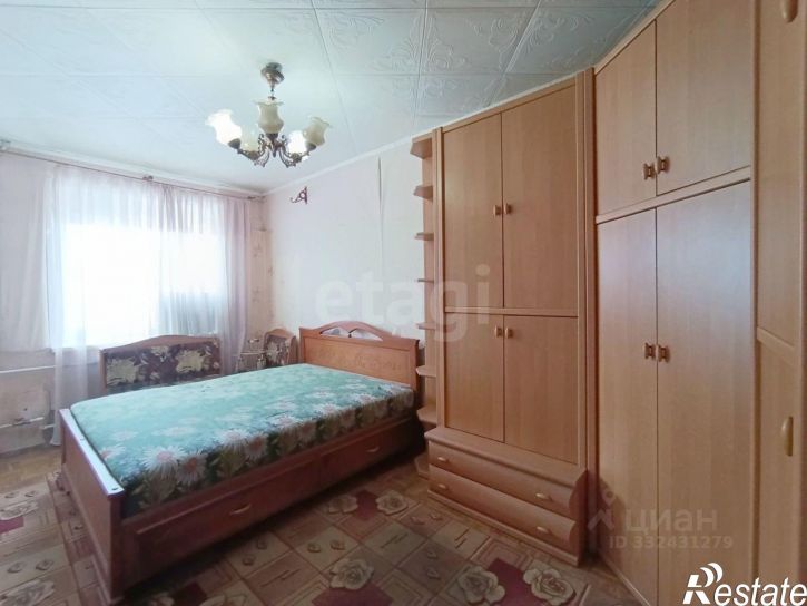 3-комн квартира ул Плотникова, 15,  д. 15