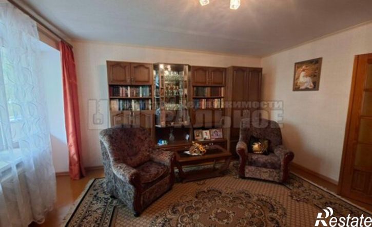 4-комн квартира Смоленск, улица Нахимова, 33