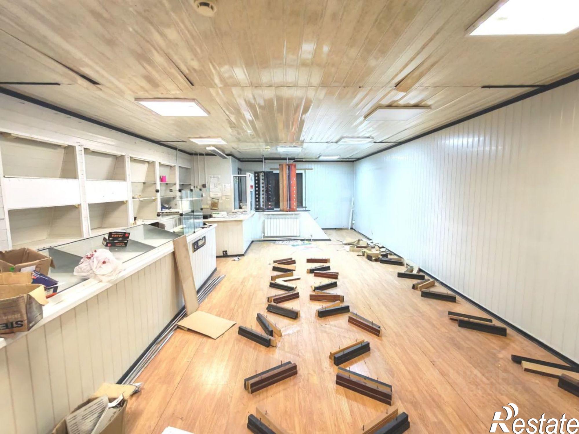 Купить торговое помещение за 3 986 730 рублей на улица Энгельса, 12